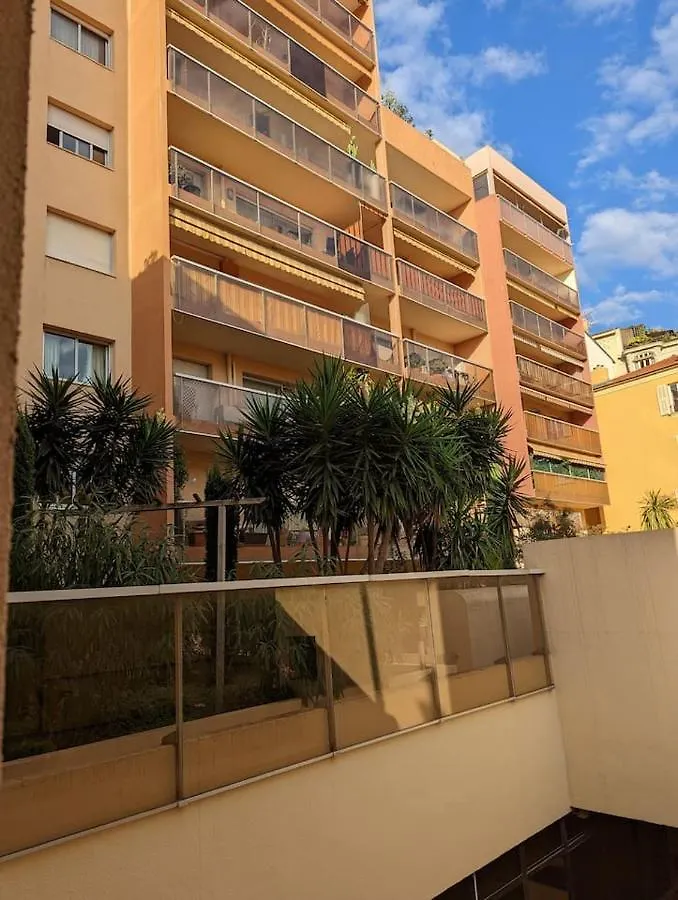 Appartement Hyper Central Et Calme, A 5 Metres De Monaco Beausoleil Apartamento